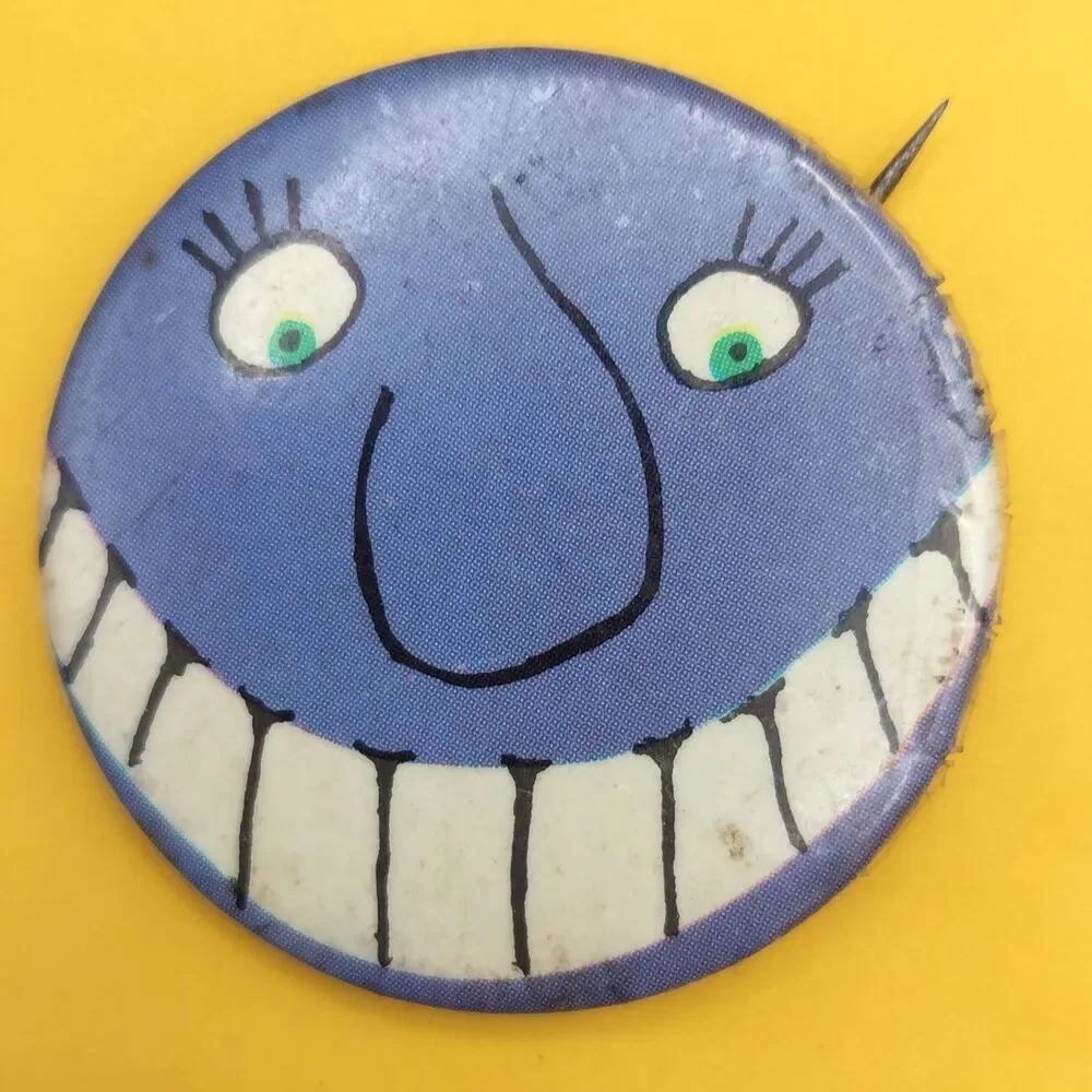 Smile Happy Face Pinback Button Round Vintage Tin Back Pin Cartoon Big Teeth